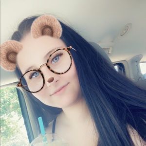 Meet your Posher, Sierra